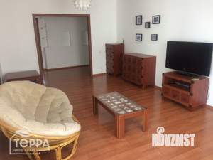 4-к квартира, вторичка, 113м2, 3/8 этаж