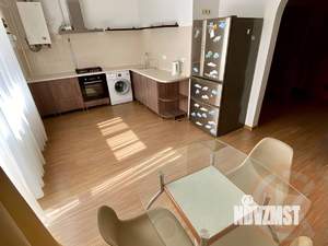 2-к квартира, вторичка, 113м2, 2/4 этаж