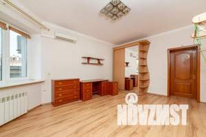 3-к квартира, вторичка, 105м2, 1/6 этаж