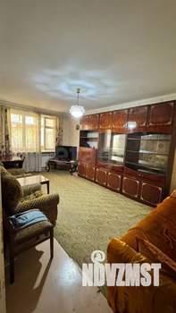 3-к квартира, вторичка, 58м2, 1/5 этаж