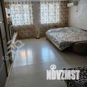 3-к квартира, вторичка, 200м2, 1/2 этаж