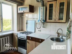 2-к квартира, вторичка, 40м2, 4/4 этаж