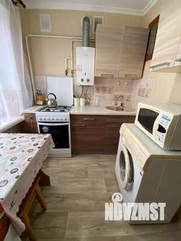 2-к квартира, вторичка, 44м2, 5/5 этаж