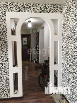2-к квартира, вторичка, 49м2, 1/5 этаж