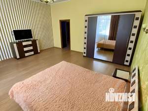 2-к квартира, вторичка, 113м2, 2/4 этаж