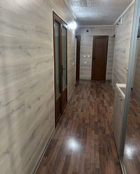 3-к квартира, вторичка, 63м2, 1/9 этаж