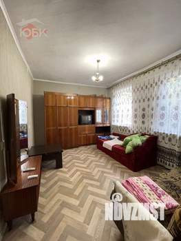 2-к квартира, вторичка, 65м2, 1/1 этаж