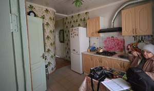 2-к квартира, вторичка, 43м2, 1/1 этаж