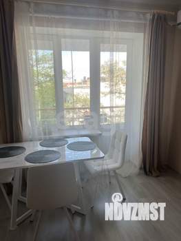 2-к квартира, вторичка, 42м2, 3/3 этаж