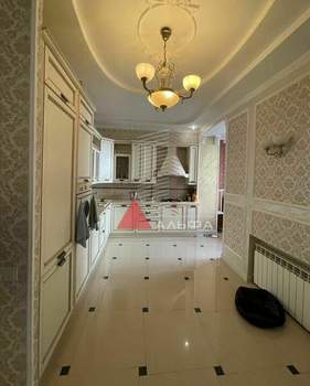 3-к квартира, вторичка, 77м2, 1/2 этаж