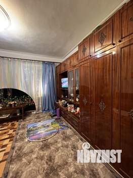 3-к квартира, вторичка, 50м2, 1/2 этаж