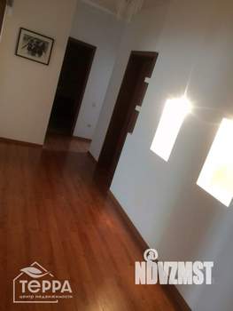 4-к квартира, вторичка, 113м2, 3/8 этаж