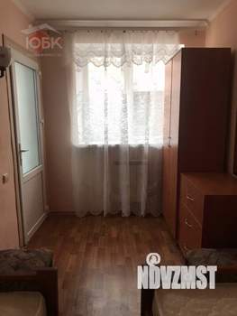 2-к квартира, вторичка, 42м2, 1/1 этаж