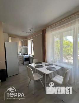 2-к квартира, вторичка, 42м2, 3/3 этаж