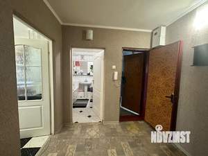 3-к квартира, вторичка, 63м2, 1/6 этаж