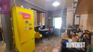 3-к квартира, вторичка, 69м2, 1/1 этаж