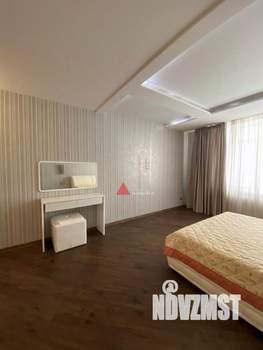 4-к квартира, вторичка, 180м2, 5/6 этаж