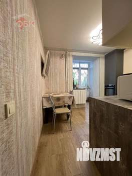 4-к квартира, вторичка, 100м2, 1/6 этаж