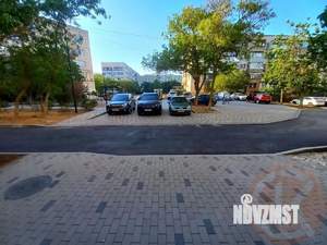 2-к квартира, вторичка, 54м2, 1/9 этаж